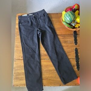 New NWT H&M HM Black Slim Comfort Stretch Straight Black Jeans Women’s Size 4